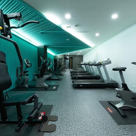 Ningcui Business Hotel Тайджун Екстериор снимка