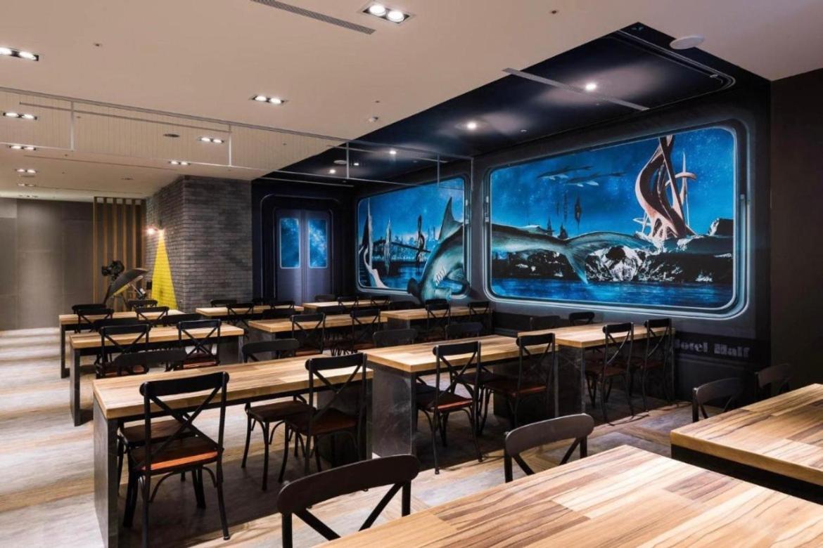 Ningcui Business Hotel Тайджун Екстериор снимка