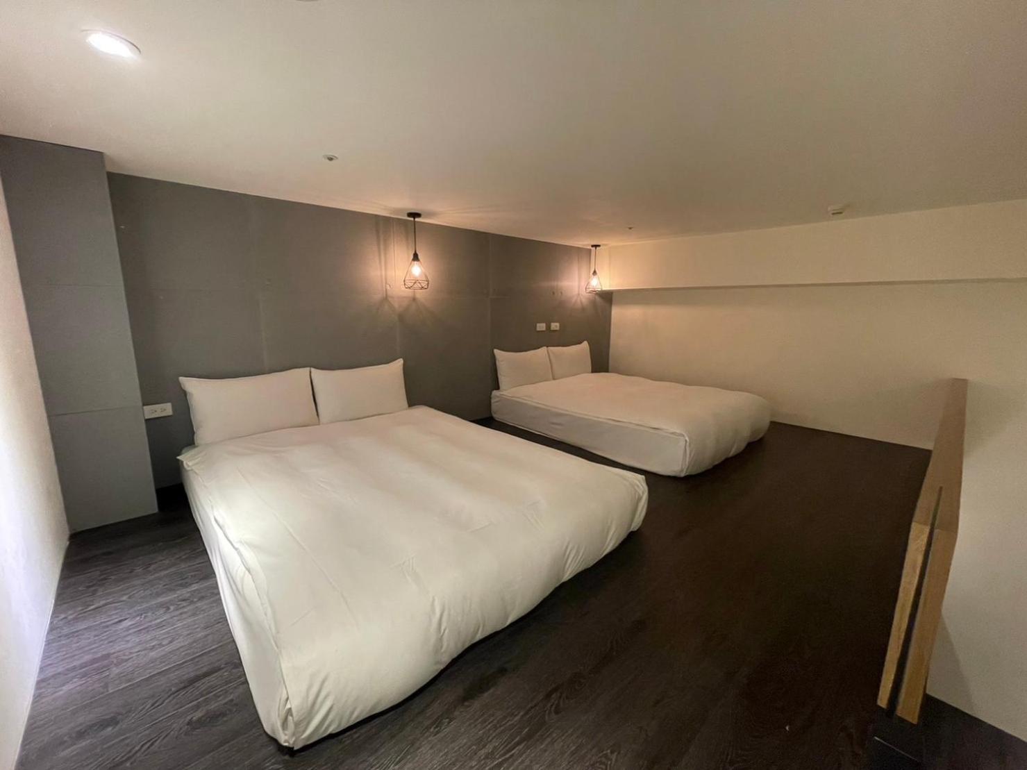Ningcui Business Hotel Тайджун Екстериор снимка
