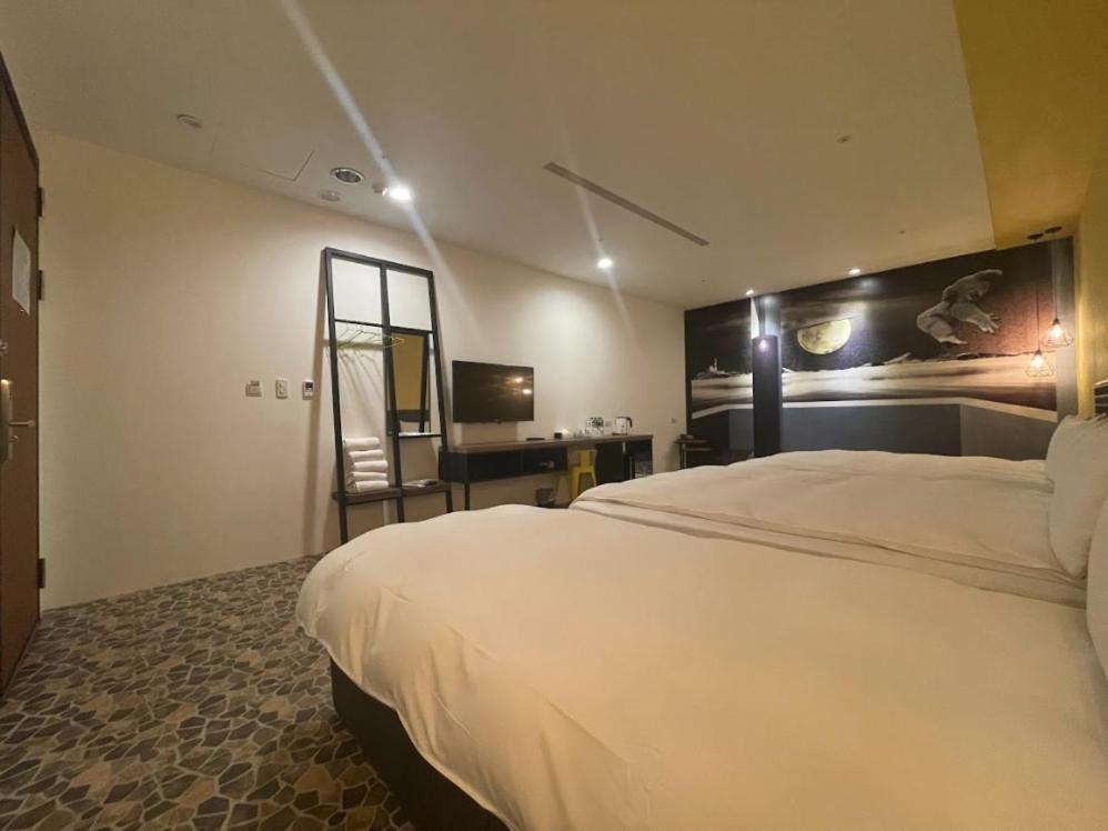 Ningcui Business Hotel Тайджун Стая снимка
